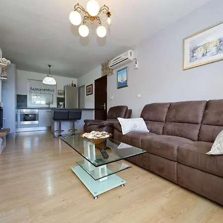 Rustical Villa Verde With Pool 8 Persons * Jasenice (Zadar)