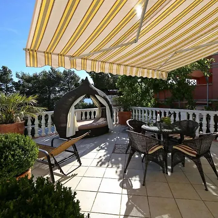 Rustical Villa Verde With Pool 8 Persons