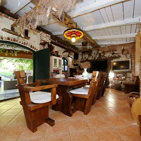 Rustical Villa Verde With Pool 8 Persons