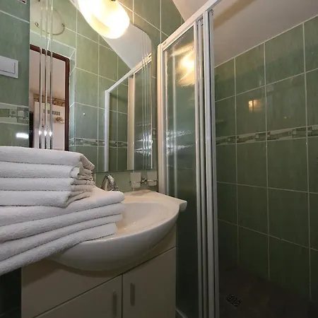 Rustical Villa Verde With Pool 8 Persons Villa
