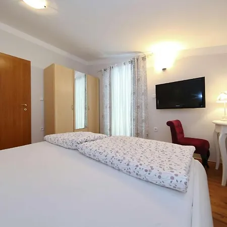 Rustical Villa Verde With Pool 8 Persons Villa Jasenice (Zadar)